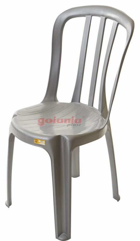Cadeira de Plástico Empilhável
