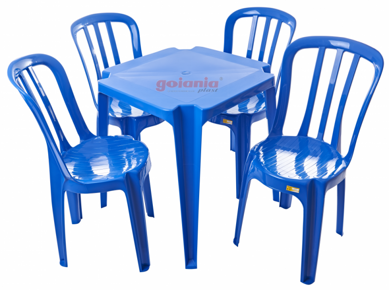 Mesa e Cadeira de Plástico
